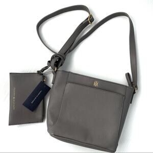 🆕 Tommy Hilfiger crossbody purse with wristlet/coin purse grey bag set